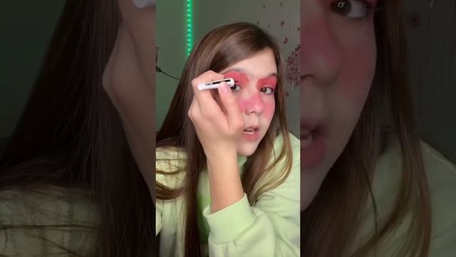 Самый необычный макияж ??