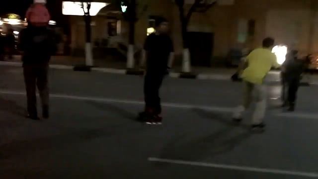 Пустая вечерняя Первомайка :)