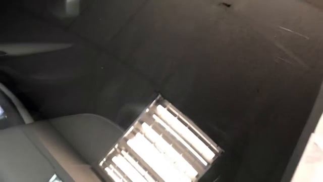 BMW X6 полировка лобового стекла.mp4