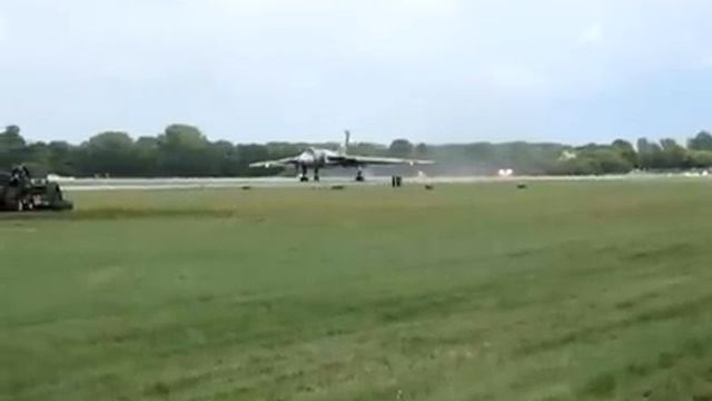 Loudest Plane On Earth