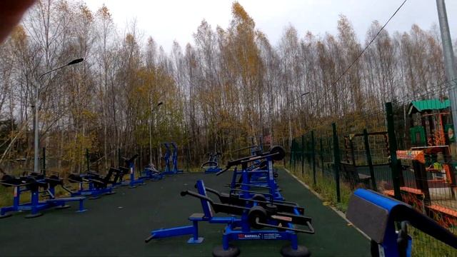 Обнаружена шикарная спортивная  площадка под Тимоново в СНТ Лесные Хутора.29  октября 2020 года.