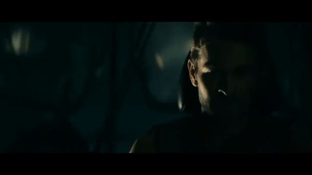 Пацаны супер спасает самку дельфина