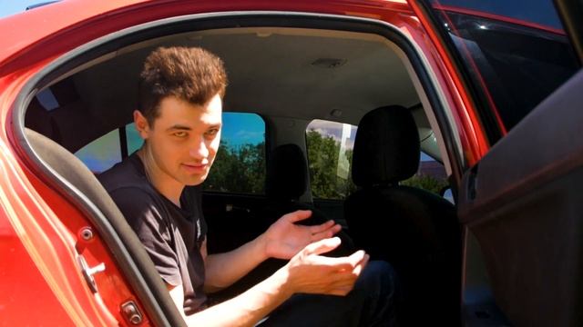 Яскравий і бюджетний. Mitsubishi LANCER X за 220 тис.