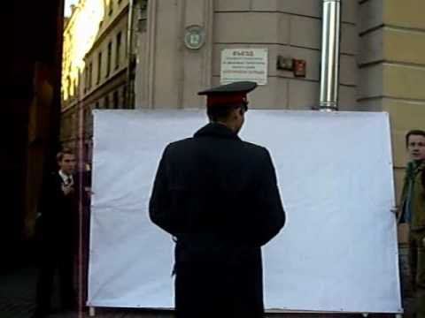 Студент напомнил Медведеву об игорном бизнесе