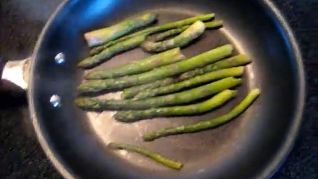 Quick & EASY How To Cook Organic Garden Fresh Asparagus In Boiling Water Video Butter Salt Recipe