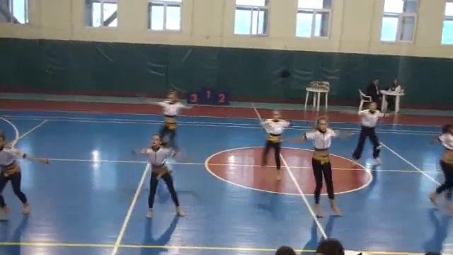 Зимняя сказка-малая группа-мл. осн. состав диско форм.wmv