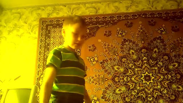 я сломал брату ногу ???????