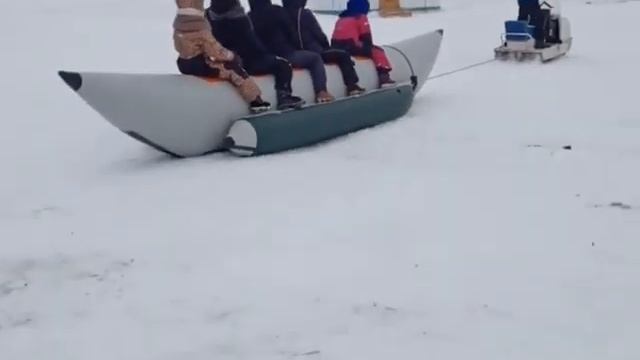 Надувной банан ПВХ