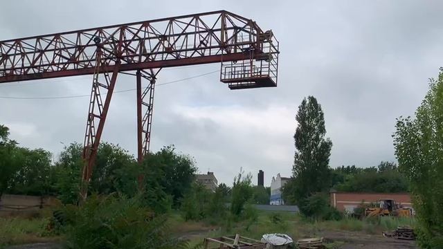 кран падает