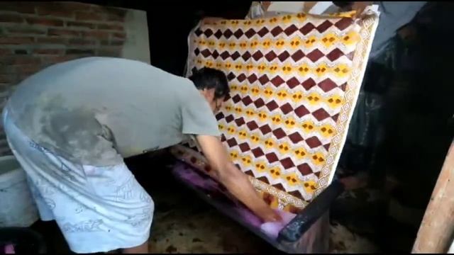 The Process Of Making Batik Cap Sarong Trq Indonesia