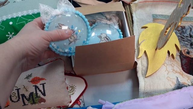 Встреча рукодельниц в салоне рукоделия 