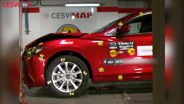 Crash Test Delantero Mazda 6