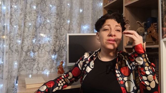 Ониколь Орли-Николь Писательница