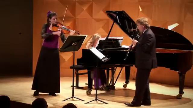 Röntgen |Trio For Clarinet, Viola & Piano| (1)Andante| Ksenia Kouzmenko, André Kerver, Eva Suslikov