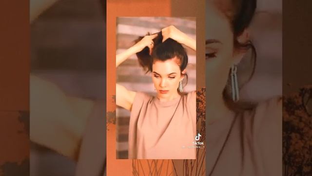 Красивый пучок на длинные волосы❤