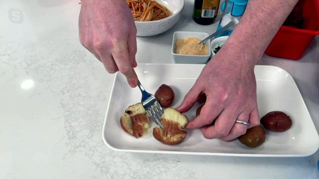 Decor 4-Piece Microwave Pasta Cooker With Tools On QVC