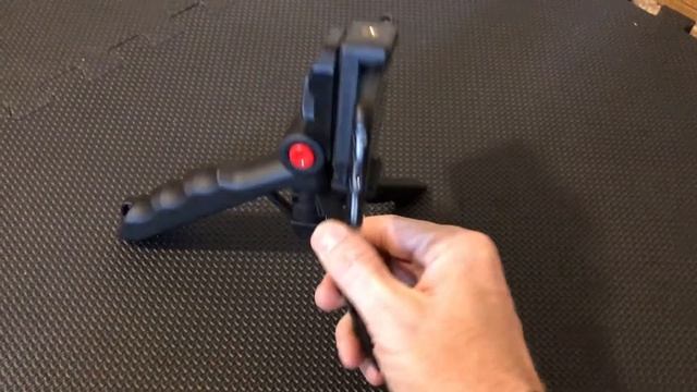 VIVITAR Pistol Grip Tripod Product Review | Affordable Running Tripods
