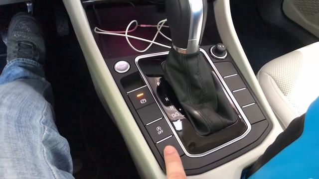 2019 Volkswagen Jetta SEL Premium Review & Drive