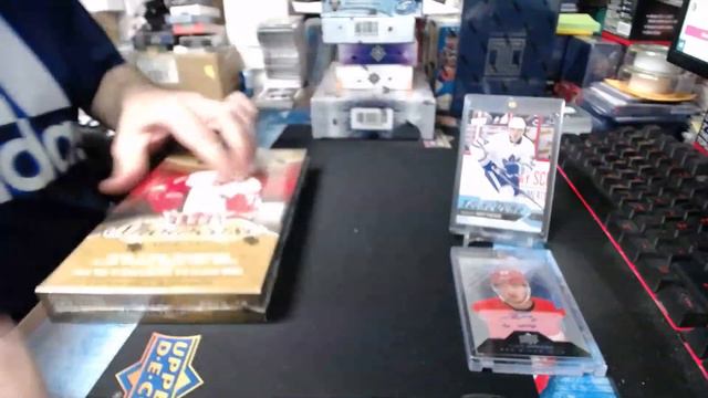 Group Break#1121- 9 Box Mega Mixer 18-19 CUP ULTIMATEx2 CLEAR CUT ICE TRILOGY 15-16 FLEER SHOW.++