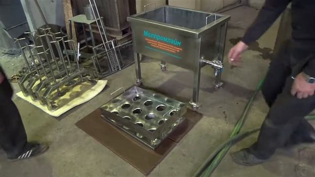 Формовочный стол 100л - Пресс-тележка на 12 сырных форм