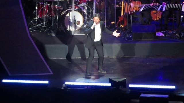 Patrick Fiori - Dechire (Notre Dame De Paris Le Concert, 08.03.2013, Moscow, Russia)