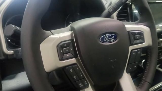 All New 2022 Ford F-350 Lariat W/ 6.7L Diesel Engine Remote Start Over View L Boundary Ford 22T180