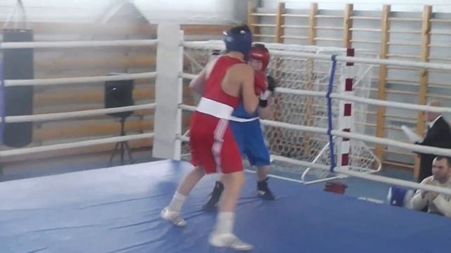 красный или синий???? ответ в коментарии!!!!!