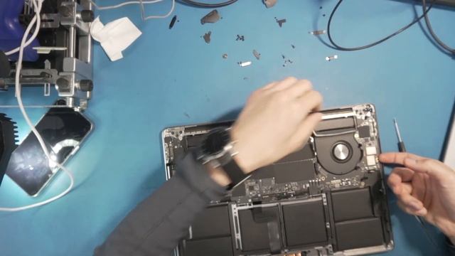 MacBook Pro 16