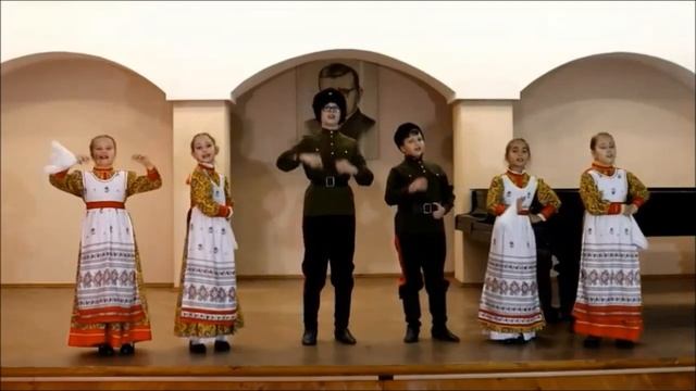 станица Кутейниковская (детский фестиваль казачьей песни)