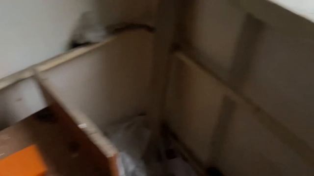 Реновация на Варшавке. Квартиры со свежим ремонтом уходят под снос