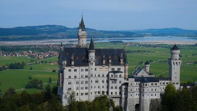 Neuschwanstein Castle - The Most Beautiful Castle In Germany You Need To Visit!