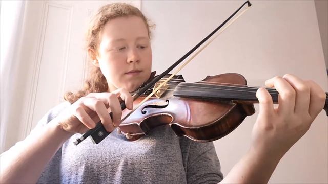 Play Along - Violin Grade 1 D Major Scale And Arp