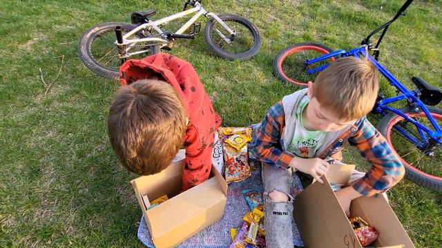 А4.Распаковка бокса Влада А4.