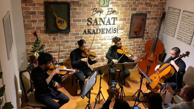A Piazzolla         