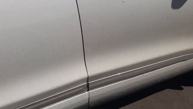 Ремонт дверей: снятие обшивки и замена ручек