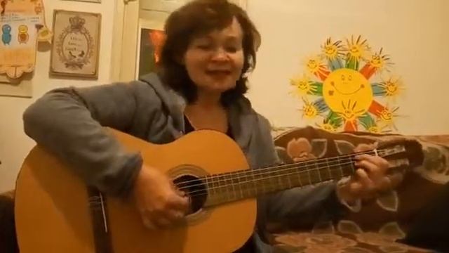 Дом с закрытыми ставнями