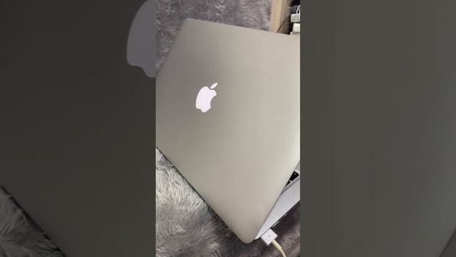 Macbook Air 13 Inchi 2014 Intel I5 Ram 8gb Ssd 128gb