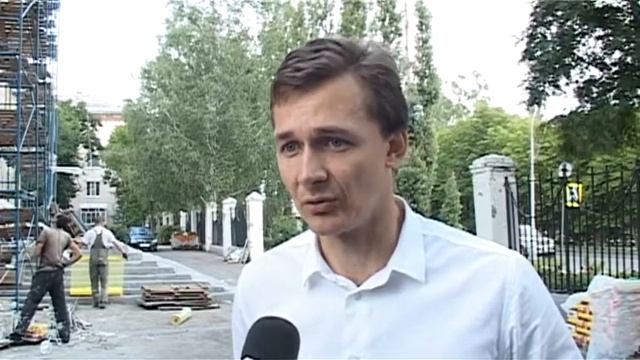 В гимназии №216 «Дидакт» Заречного завершаются работы по утеплению стен здания