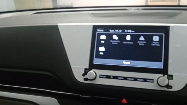 Kia Carens G1.5 IMT Prestige .7(Ex.13.34)Lac December Benifit Of Rs.79000 *Condition Apply.