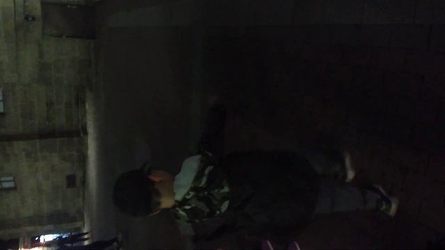 мальчишка отжег под скрипку