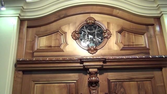 Входная резная дверь из дерева. Нюрнберг 2014. Польская фабрика Kowalscy.