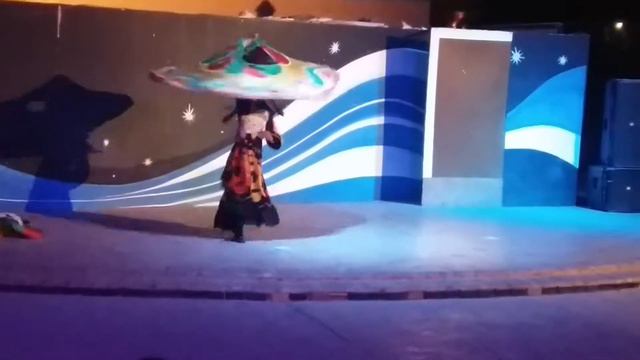 Egyptian Show Amwaj Oyoun