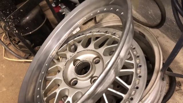 Audi Essence: Сущность легендарного бренда