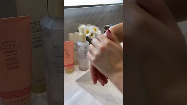 Уход за кожей рук Satin Hands «Цитрус и роза» ??