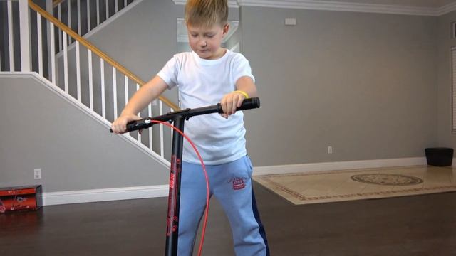 Scooter Neon FliKER DLX