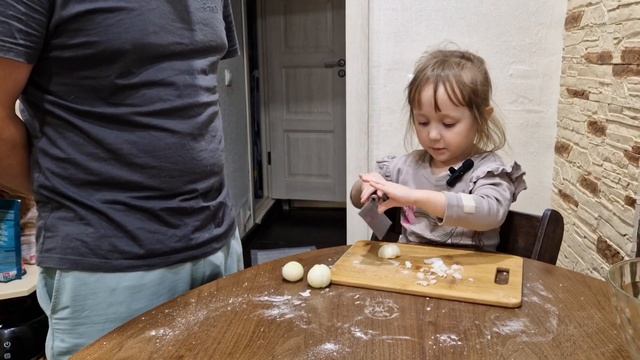 Стряпаем пирожки с яйцом и луком?