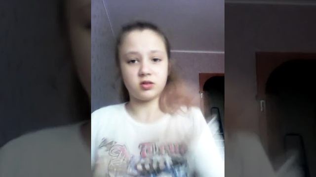 Тип красиво нокрашеный нокоть