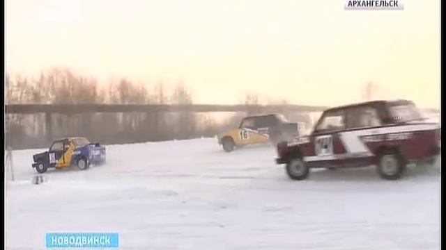 Запахом жженой резины и шквалом эмоций в Новодвинске открыли зимний сезон автогонок