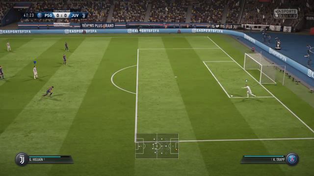 Фифа 18 играю с другом