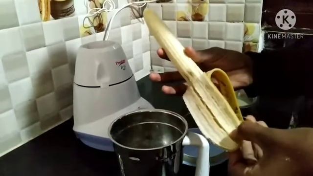 HOW TO MAKE BANANA SHAKE ||???|| SHIVA SONI|| Tasty Banana Shake